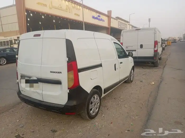 رينو دوكر 2018. عداد 180 3