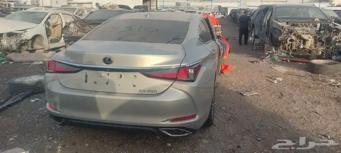 قطع غيار لكزس ES 350 ES250 ES300 2019 ...2023 16