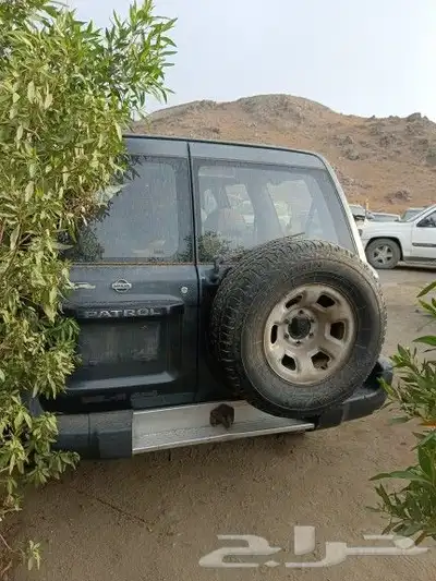 نشان بترول 1999 للبيع قطع غيار 4