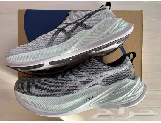 asics superblast جزمة جري 1