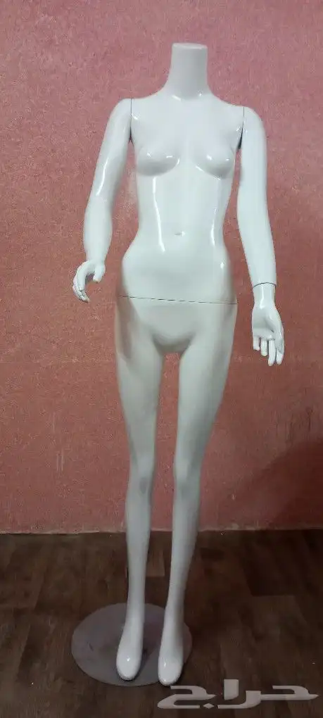 مانيكان نسائي فايبر صيني ابيض وبيج ورمادي فاتح جديد ومستعمل 1