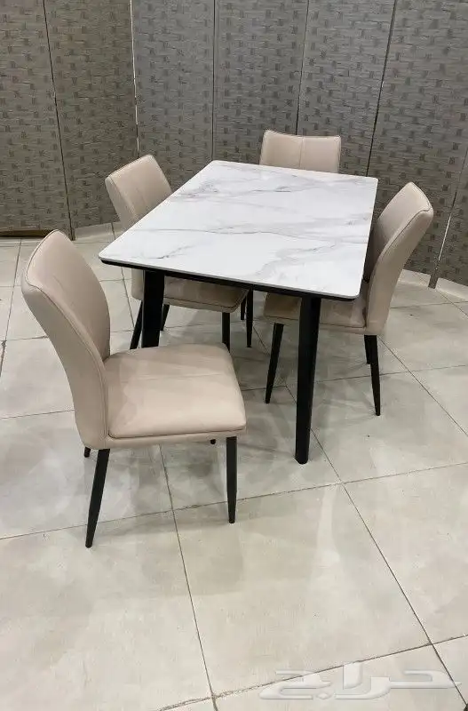 طاولات طعام 4