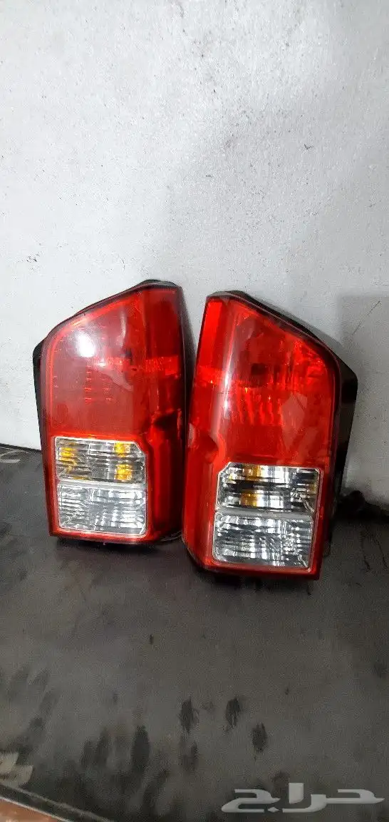 مكائن قزاز نيسان باتفندر 2007 مع اصطباب خلفي وشمعات امامي وك 2