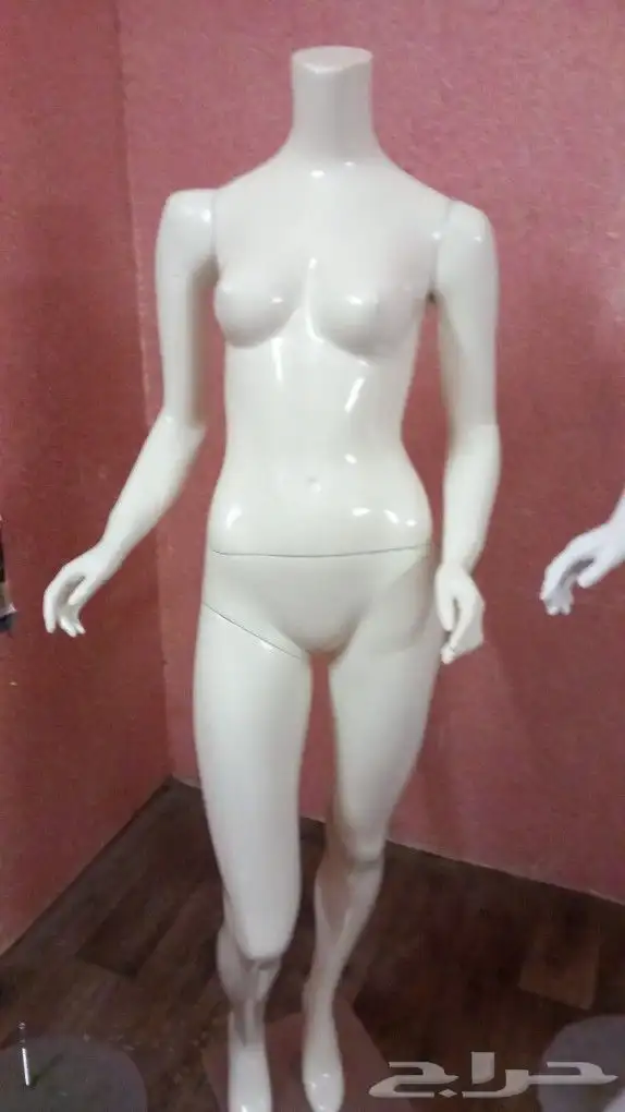 مانيكان نسائي فايبر صيني ابيض وبيج ورمادي فاتح جديد ومستعمل 0
