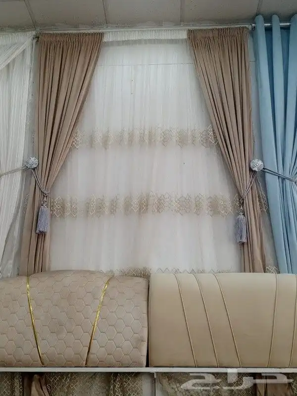 تنجيد وتفصيل جميع انوع الكنب و المجالس و الستائر والمفروشات 31