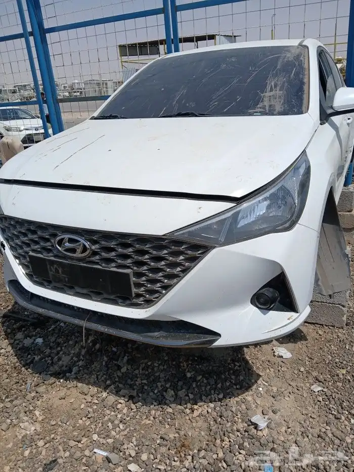 عندي قطع غيار سيارت تشليح جميع اسيارات سناته وكسنت ولنتر 0