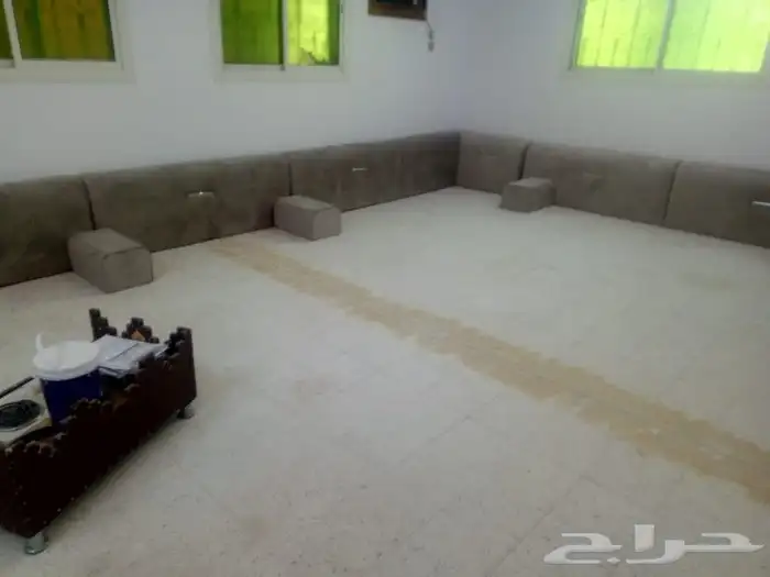 تنجيد وتفصيل جميع انوع الكنب و المجالس و الستائر والمفروشات 9