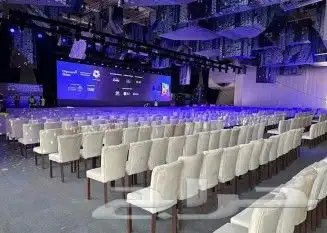 للايجار كنب مفرد كنب ثلاثي طاولات كراسي 4