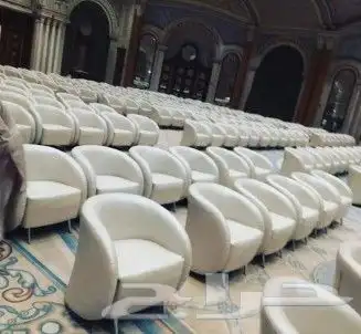 للايجار كنب مفرد كنب ثلاثي طاولات كراسي 0