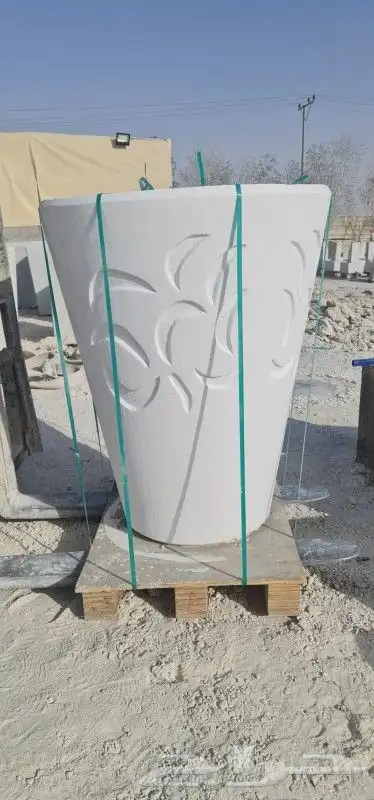 حواجز خرسانيه وقواعد اعمده ومناهل ومستلزمات حدائق 43