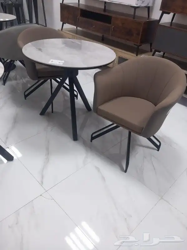 كراسي وطاولات كافيهات قماش وجلد 0
