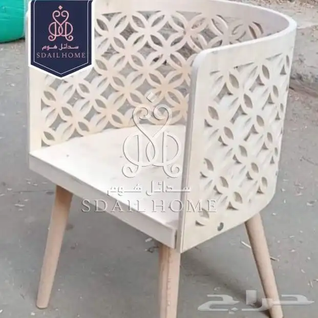 كراسي وطاولات 0