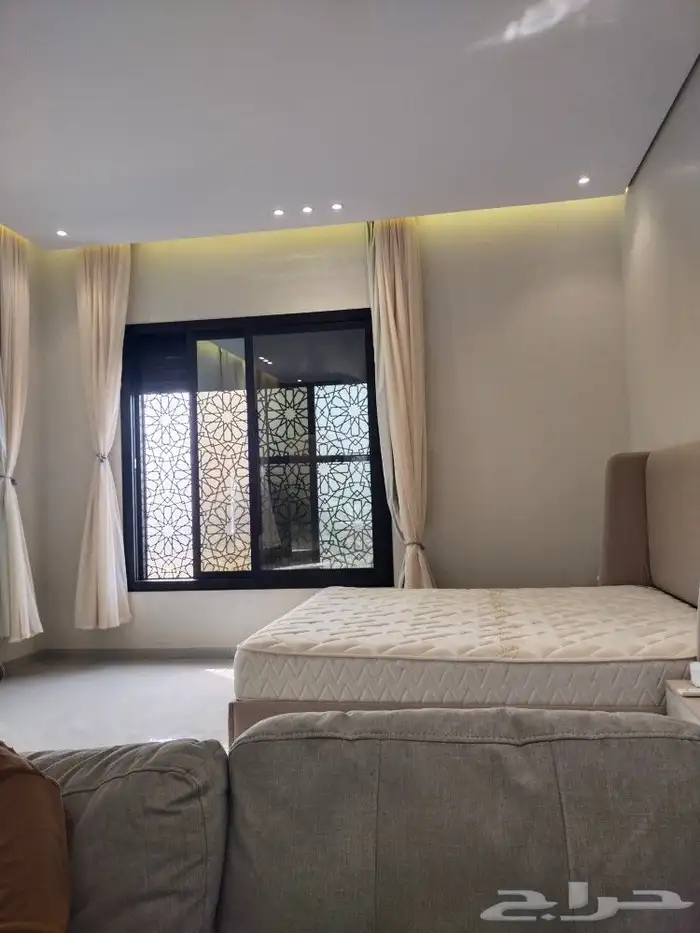انا معلم بوية دهانات باكستانئ داخلي و خارجي شغل عارف كل شيء 1