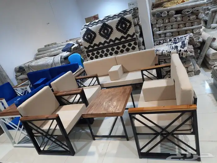 خيمة   بمقاسات مختلفه مع ناموسيه كامله 15