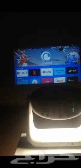 بروجكتر مع بطاريه ومواصفات عاليه 2