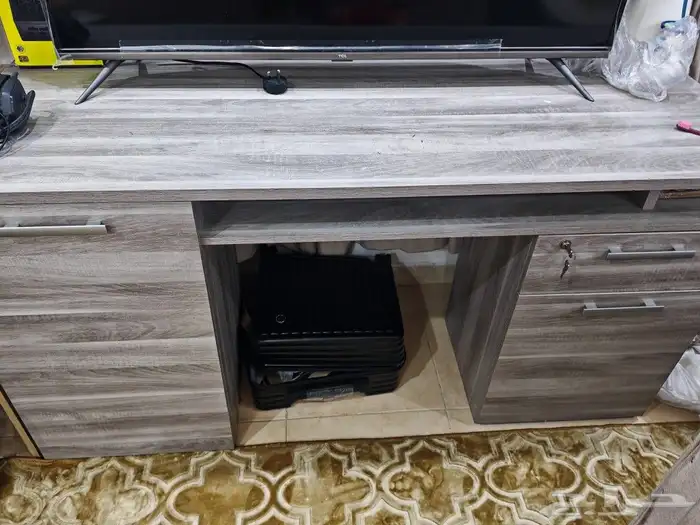 مكتب وكنبه 0