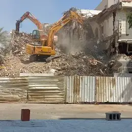 بوكلين للايجار اليومي والشهري حفر هدم تسوية قص 3