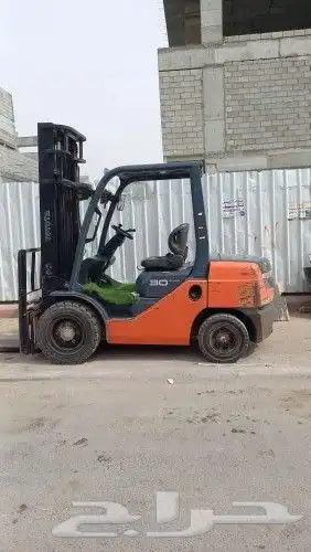 روافع شوكية للإيجار بجميع الاحجام والانواع 2
