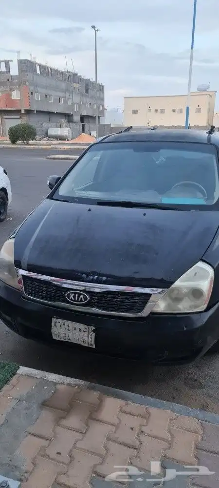 كيا كرنفال 4