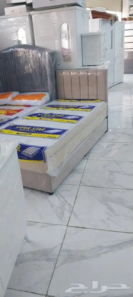 يوجد لدينا جميع السراير والدواليب والمراتب والبكسات 3