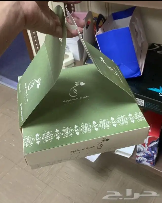 السلام عليكم  لتنفيذ كافة انواع المطبوعات كروت فواتير برو 7