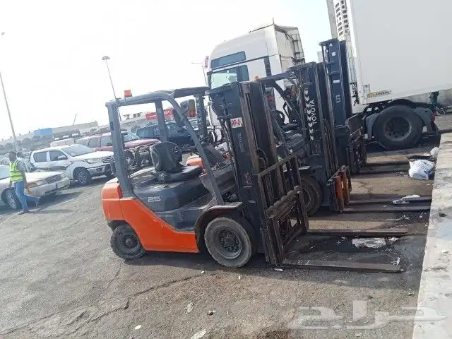 ايجار رافعات شوكية فوركلفت 6