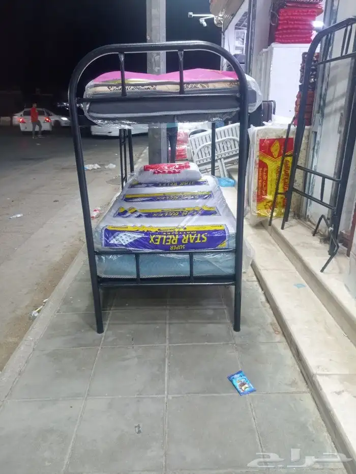 سراير حديد وبكس خشب ومراتب ومفارش 4