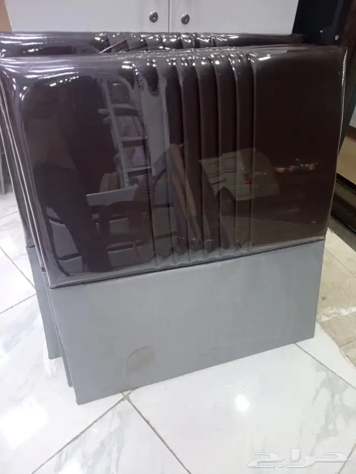 سراير حديد وبكس خشب ومراتب ومفارش 7