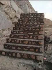 معلم حجر طبيعي 8