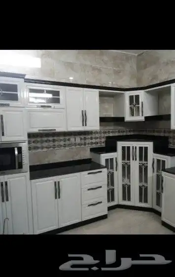 فني المنيوم تفصيل وترميم المطابخ وجميع أعمال الالمنيوم 0