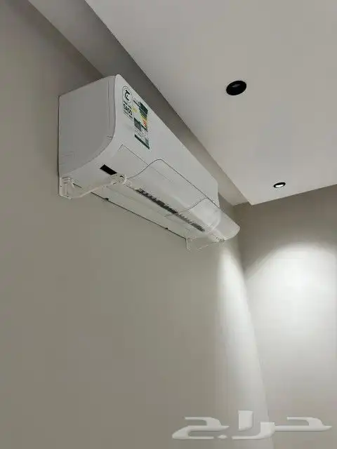 موجه موزع مصد ورداد عاكس حاجز ساتر هواء مكيفات اسبليت 5