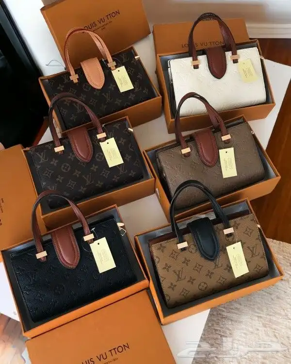 شنط نسائية ماركات عالميه شهيره جمله وتجزئه 7