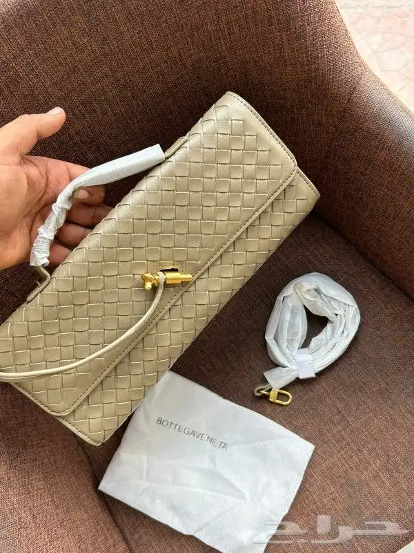شنط نسائية ماركات عالميه شهيره جمله وتجزئه 21