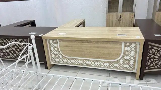 أثاث. أثاث مكتبي . مكاتب . طاولات . كراسي . بارتشن 28