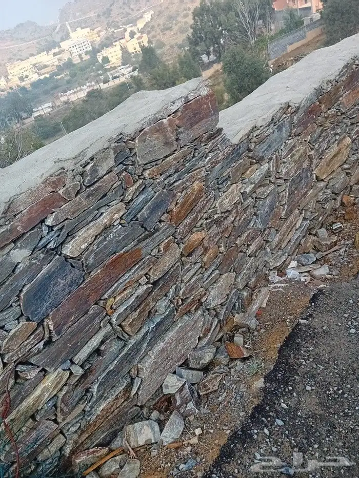معلم حجر كبير وصغير انواع الحجر 8