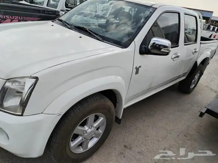 ايسوزو ديمكس 2009 توماتيك 0