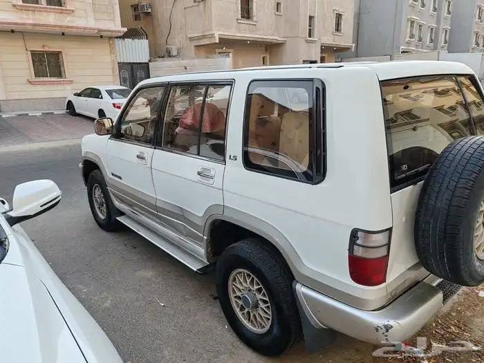 ايسوزو تروبر - 2003 بنزين 3