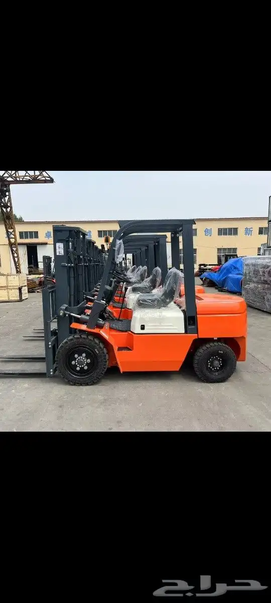 ايجار رفعات شوكيه فور كليفت بنوعهن اكبر طن اسفر طن متواجد 5