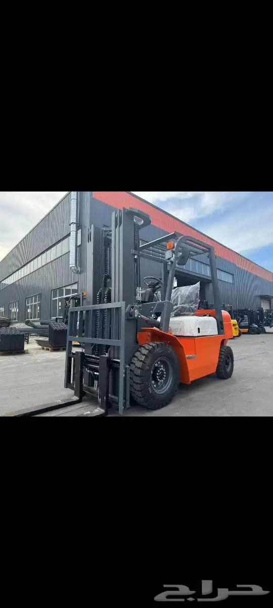 ايجار رفعات شوكيه فور كليفت بنوعهن اكبر طن اسفر طن متواجد 9