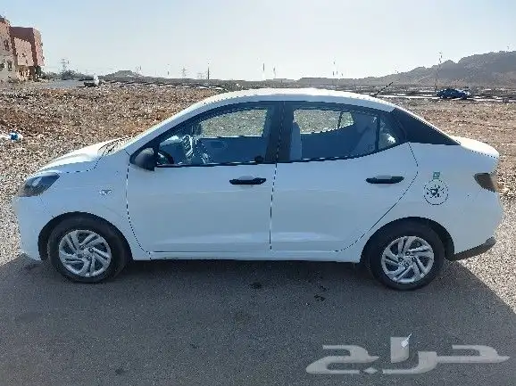 هونداي اي تن 2022 الايجار شهري و اسبوعي فقط 1