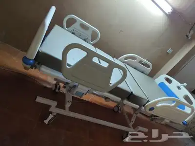 سرير طبي كهربائي  فرشه معا المرتبه 3
