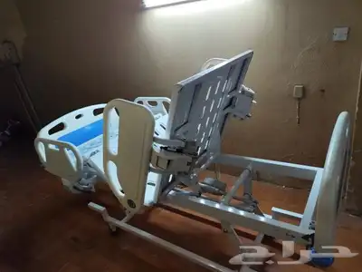سرير طبي كهربائي  فرشه معا المرتبه 5