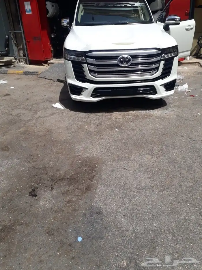 ترهيم لاندكروزر VXR 2023-2024 1