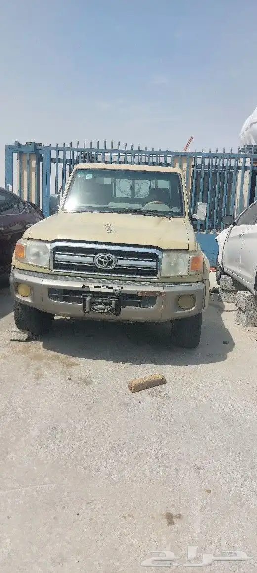 جيب شاص 2013للبيع تشليح قطع غيار فقط التواصل واتساب 05513540 3