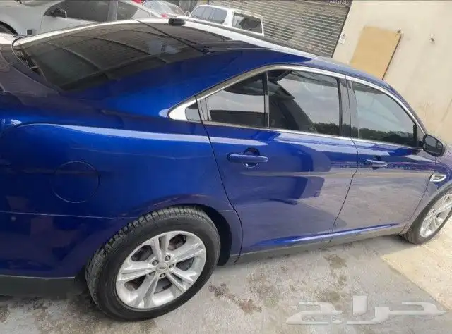 فورد تورس للبيع قطع غيار 1