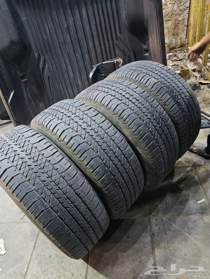كفرات 275 60 20 برجستون بلاتينيوم جيب جمس اكسبديشن 4