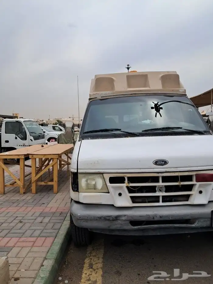 فورد فإن موديل 1999 سيارة ديزل مكيف ومكينة وجير ماشاء الله ت 2
