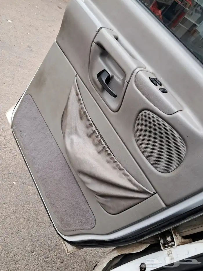 فورد فإن موديل 1999 سيارة ديزل مكيف ومكينة وجير ماشاء الله ت 1