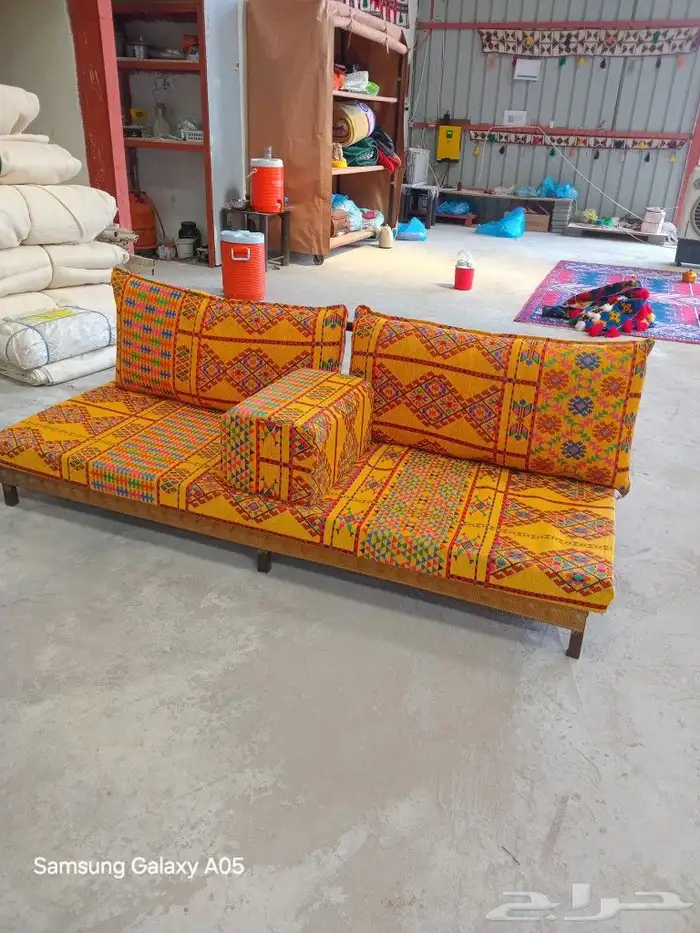 كراسي وطاولات 14