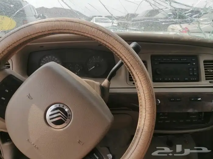 فورد 2010 مصدوم مكينه قير دفرنس شرط للبيع قطع غيار فقط 6